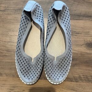 Stylish Gray Women's Shoes